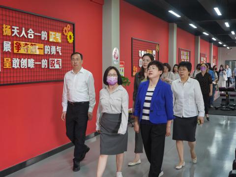 全国总工会女职工部莅临征途国际电气调研女职工工作