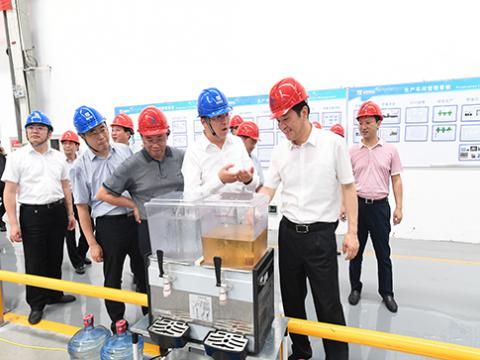 市委书记潘早云深入征途国际集团开展安全生产检查