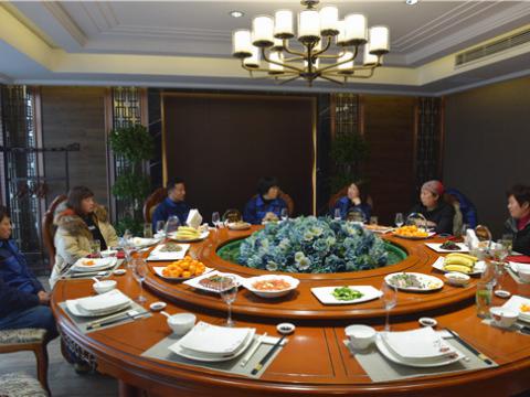 浓浓祝福语 依依惜别情——征途国际集团退休员工欢送会